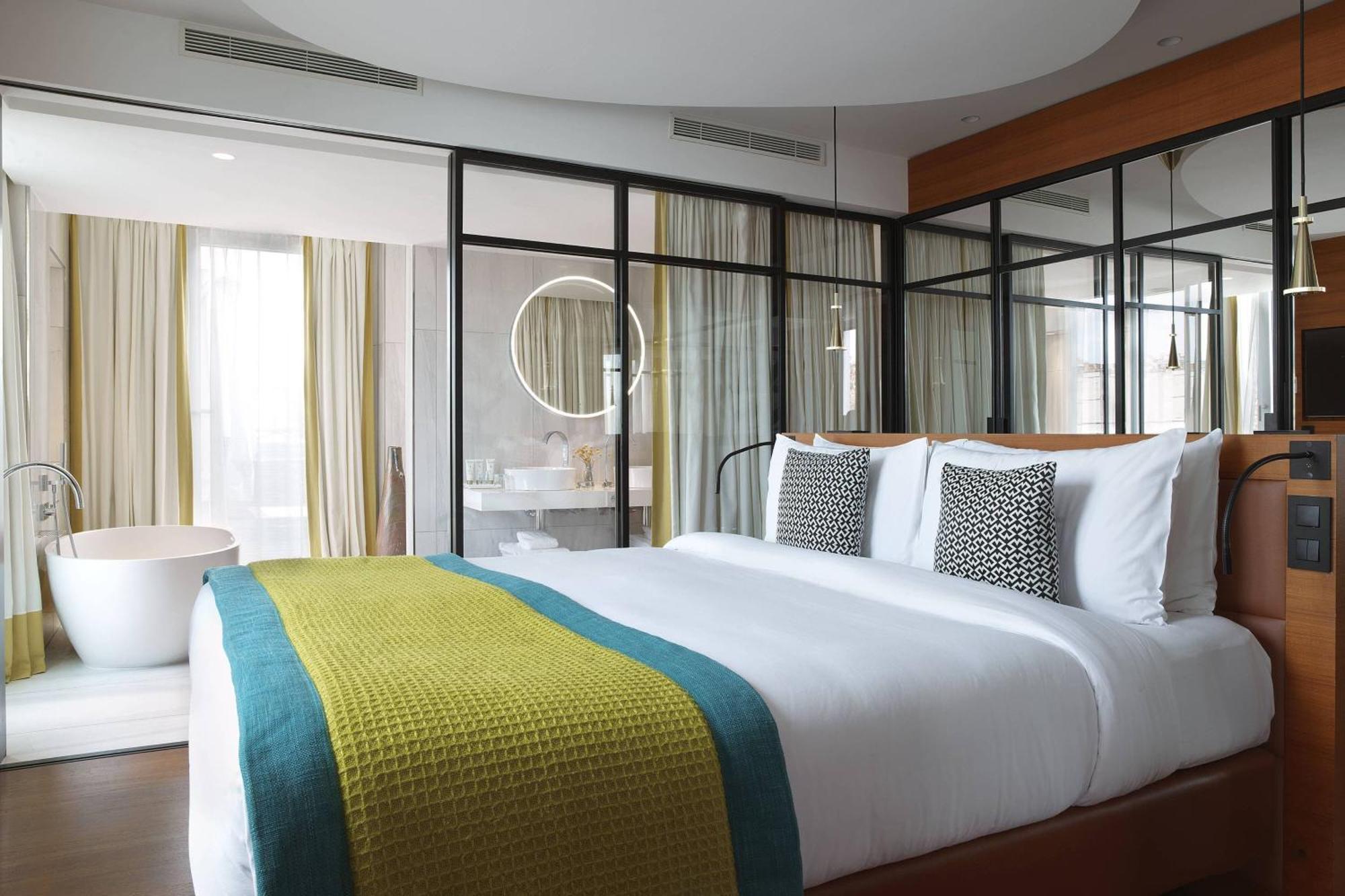 Renaissance Paris Republique Hotel & Spa Kültér fotó